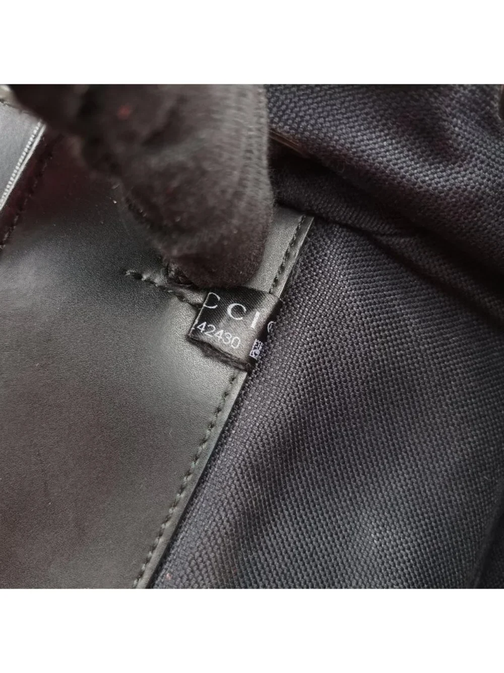 Gucci GG Supreme Black Gray Navy Red Leather Backpack